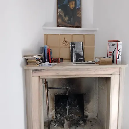 Ju Pretore بيت ضيافة Castel di Ieri