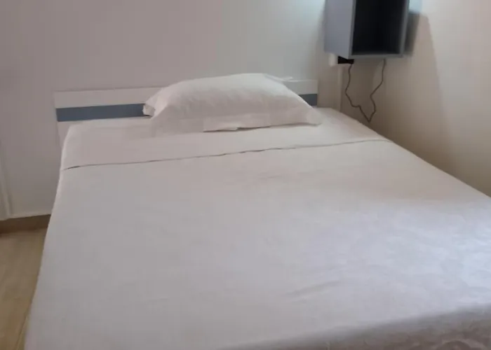 Ju Pretore 3* Castel di Ieri